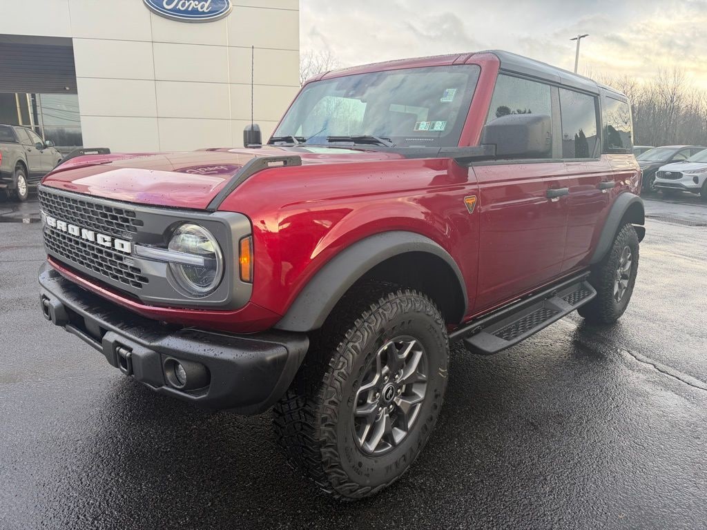 New 2025 Ford Bronco Badlands SUV