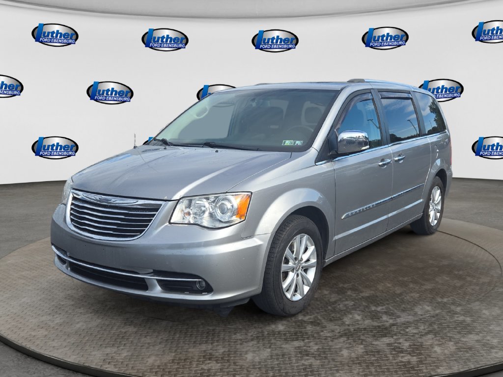 2016 Chrysler Town & Country Limited Platinum