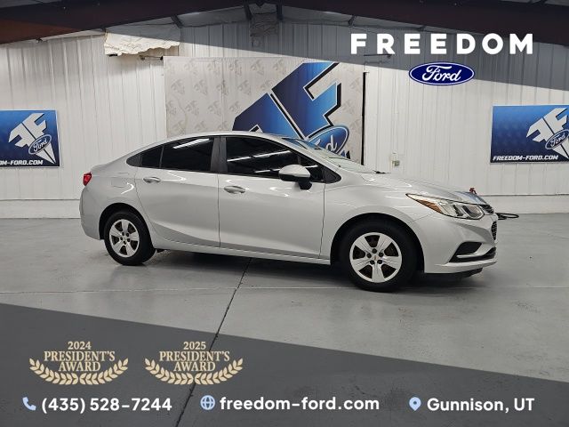 Used 2018 Chevrolet Cruze LS with VIN 1G1BC5SM5J7139491 for sale in Gunnison, UT