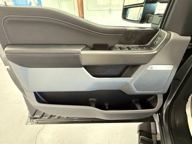 2026 Ford F-350 Super Duty XLT - Photo 10