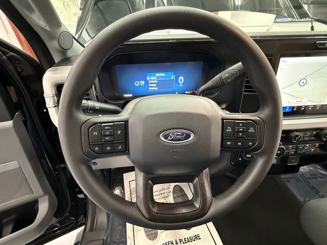 2026 Ford F-350 Super Duty XLT - Photo 17