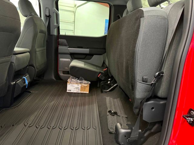 2026 Ford F-350 Super Duty XLT - Photo 11