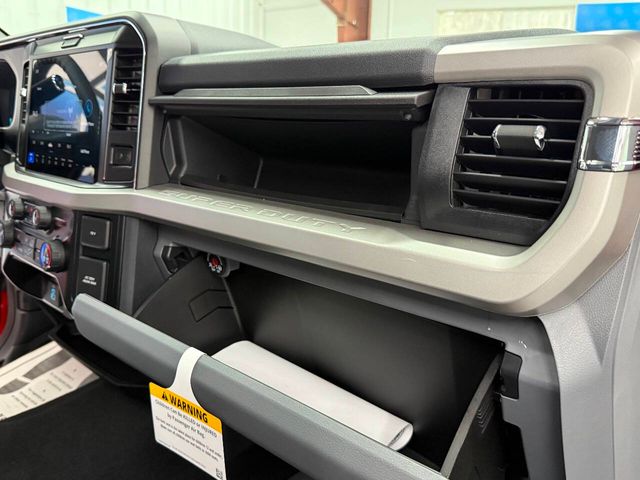 2026 Ford F-350 Super Duty XLT - Photo 34