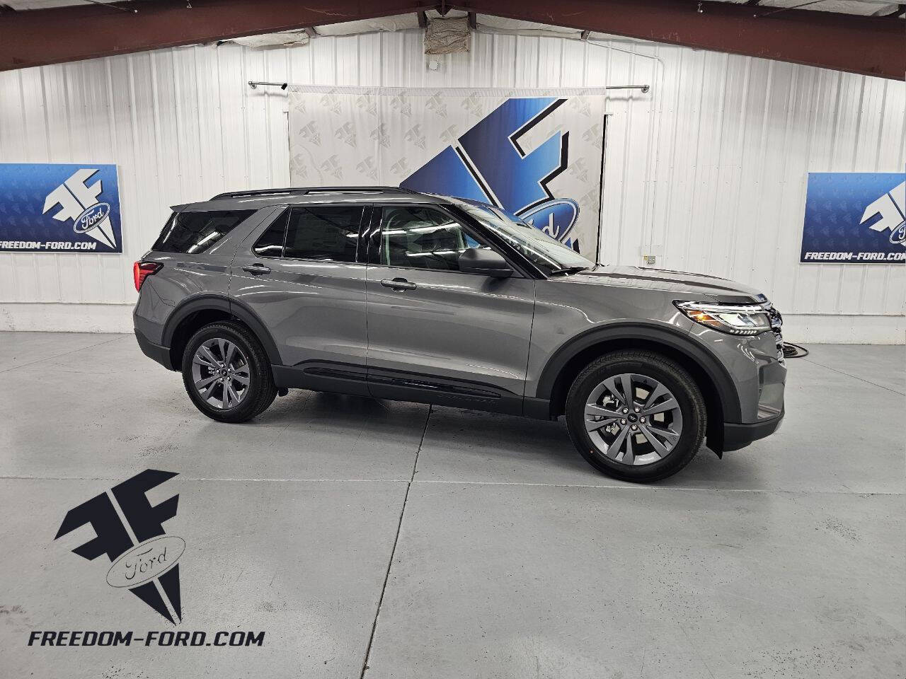 2026 Ford Explorer Active 4WD's photo