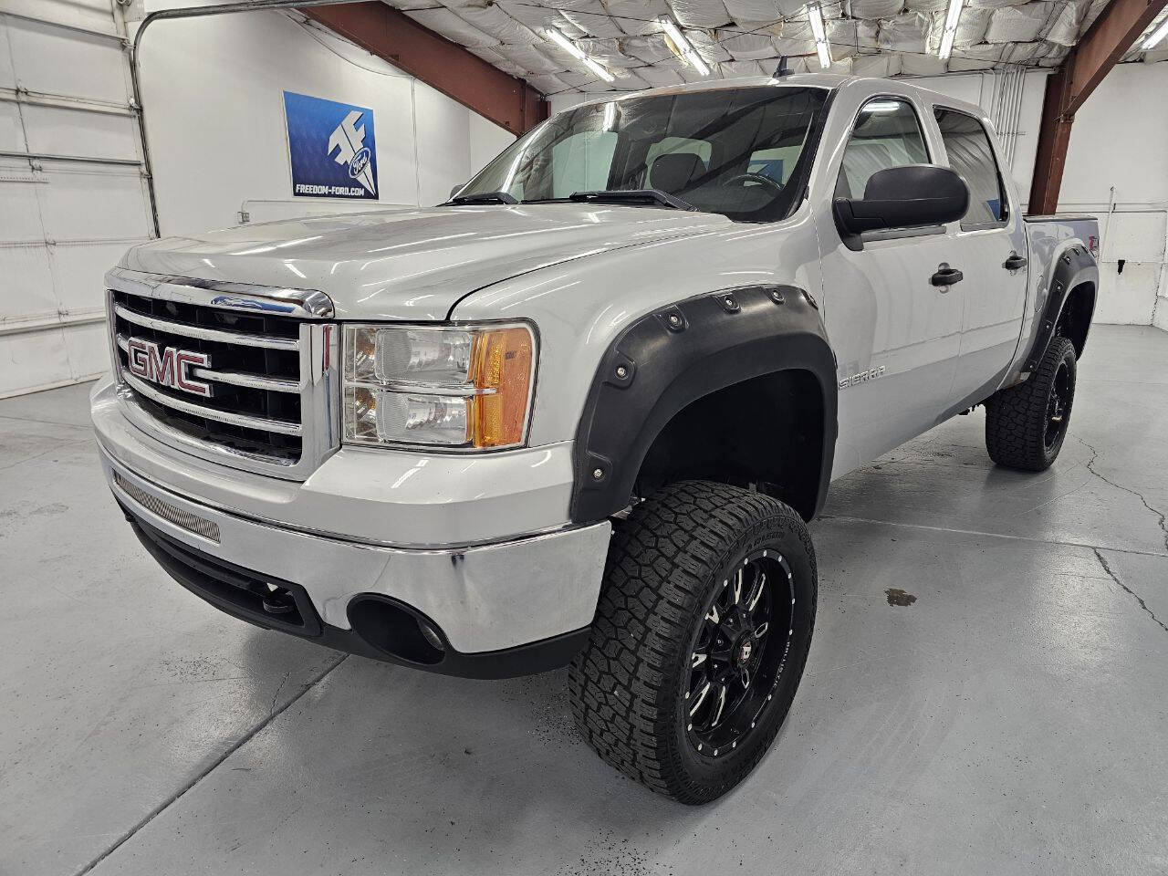 Used 2013 GMC Sierra 1500 SLE with VIN 3GTP2VE7XDG328300 for sale in Gunnison, UT