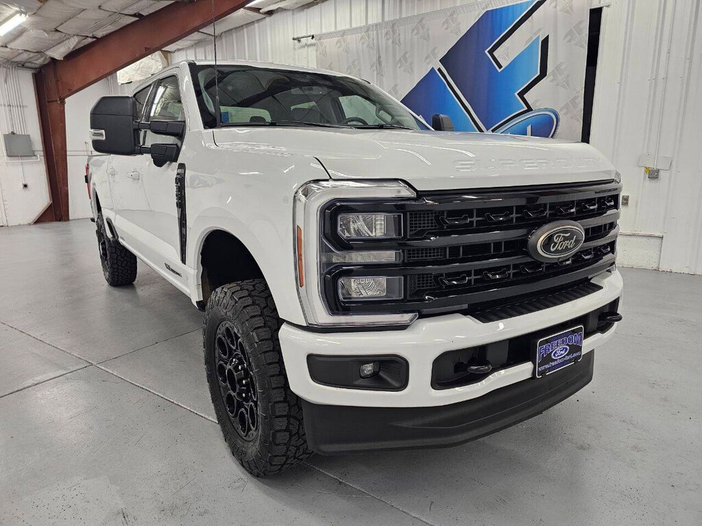 Used 2024 Ford F-350 Super Duty XLT 4x4 4dr Crew Cab 6.8 ft. SB SRW Pickup Pickup Truck