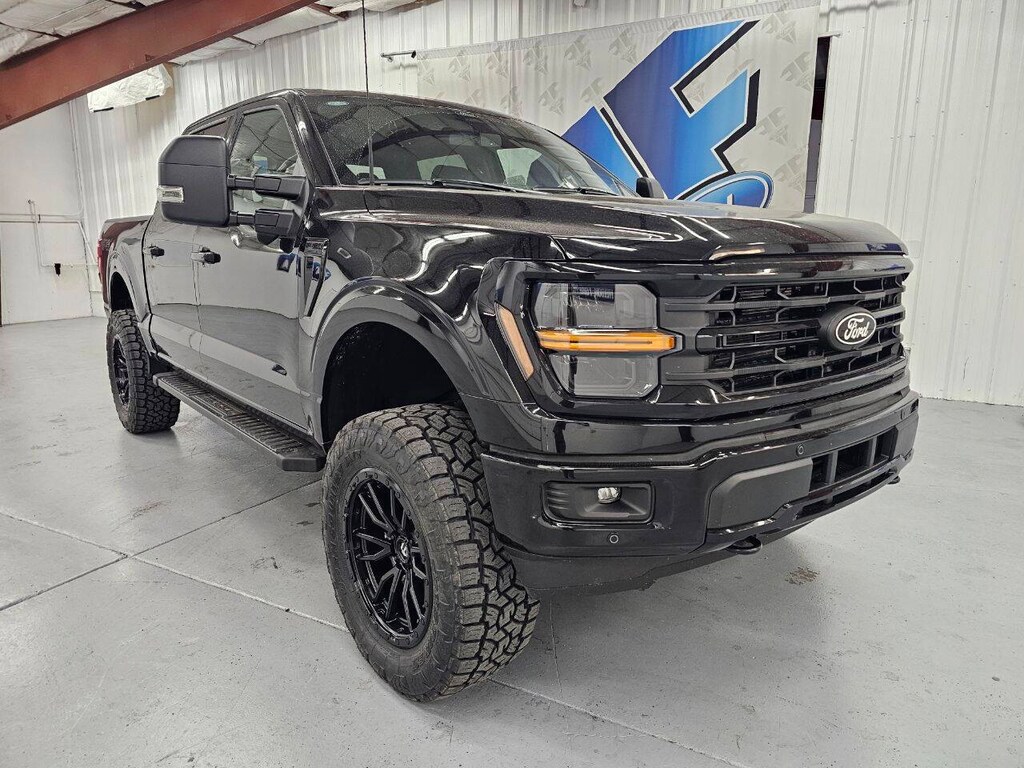 New 2025 Ford F-150 XLT 4x4 4dr Supercrew 5.5 ft. SB Pickup Truck