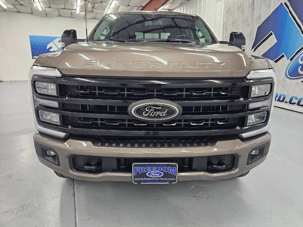 Used 2023 Ford F-350 Super Duty Lariat 4x4 4dr Crew Cab 6.8 ft. SB SRW Pickup Pickup Truck