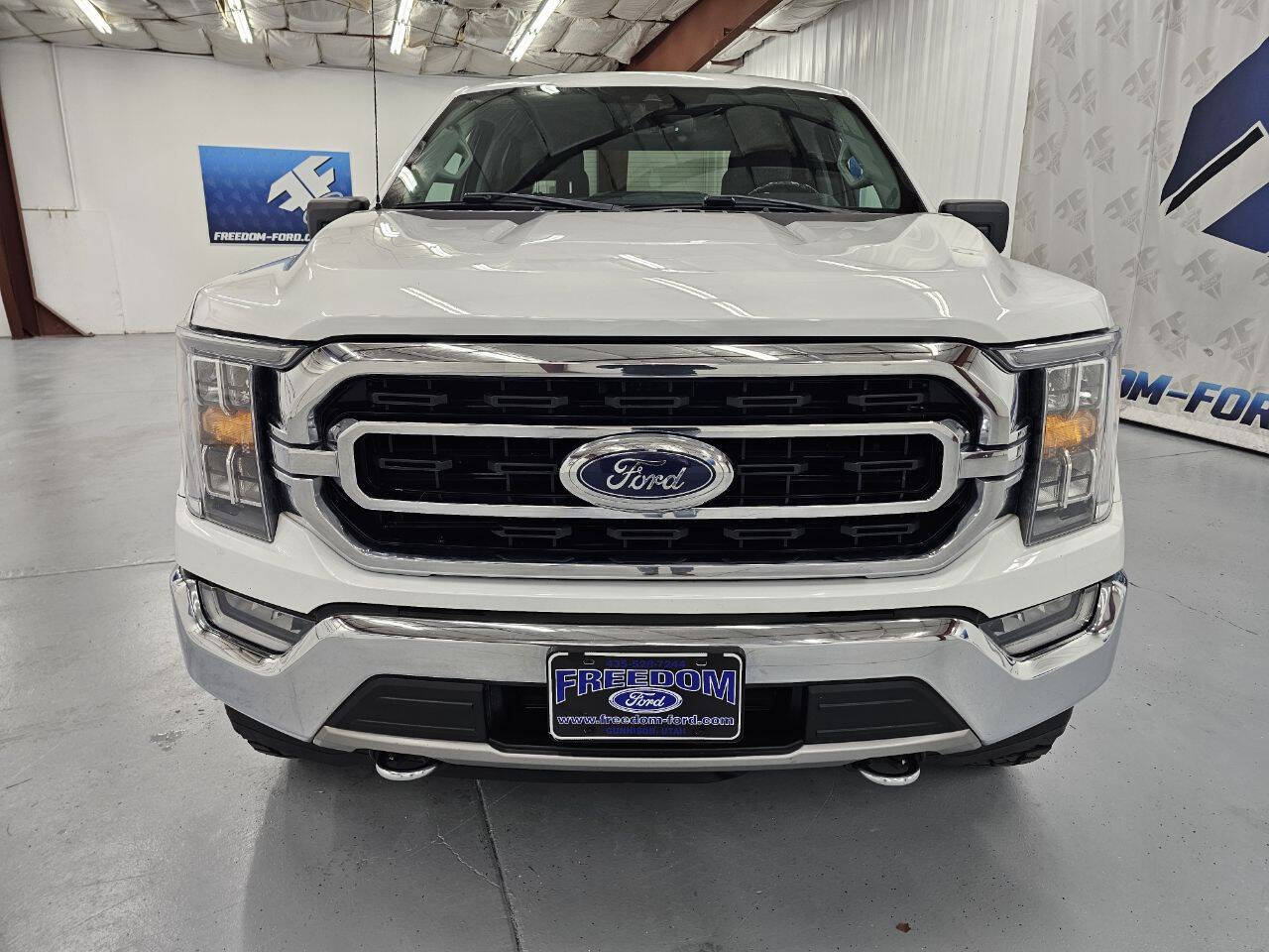 2021 Ford F-150 XLT photo 3
