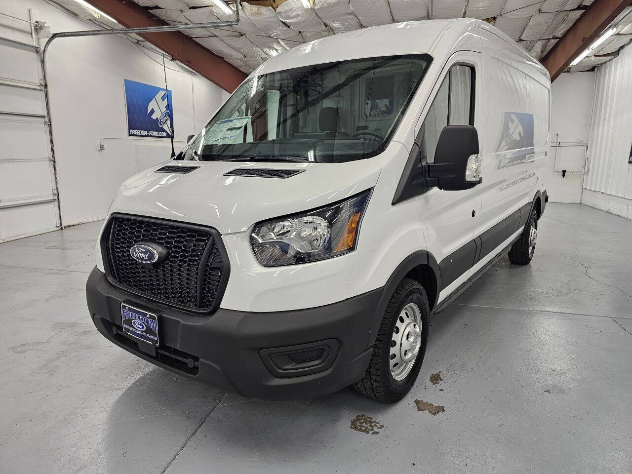 2025 Ford Transit Cargo Van photo 2