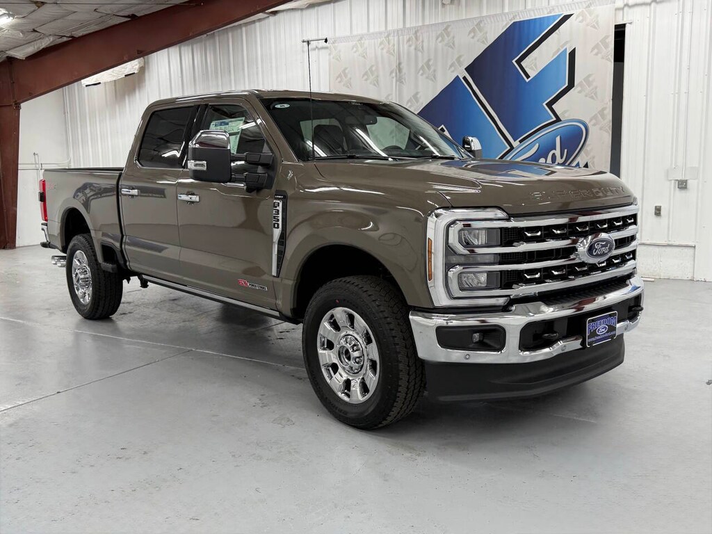 New 2026 Ford F-350 Super Duty Lariat 4x4 4dr Crew Cab 6.8 ft. SB SRW Pickup Pickup Truck