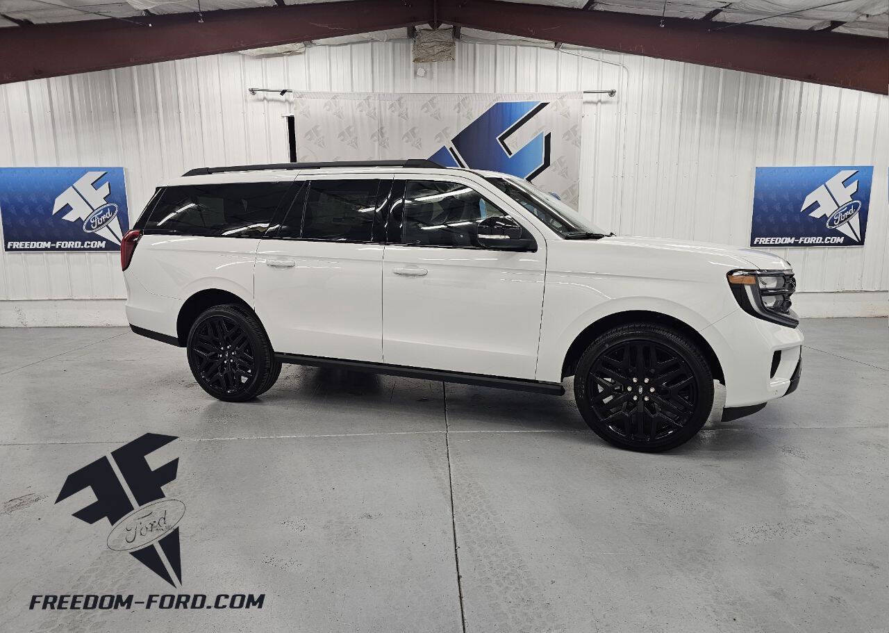 2026 Ford Expedition Platinum MAX 4x4's photo