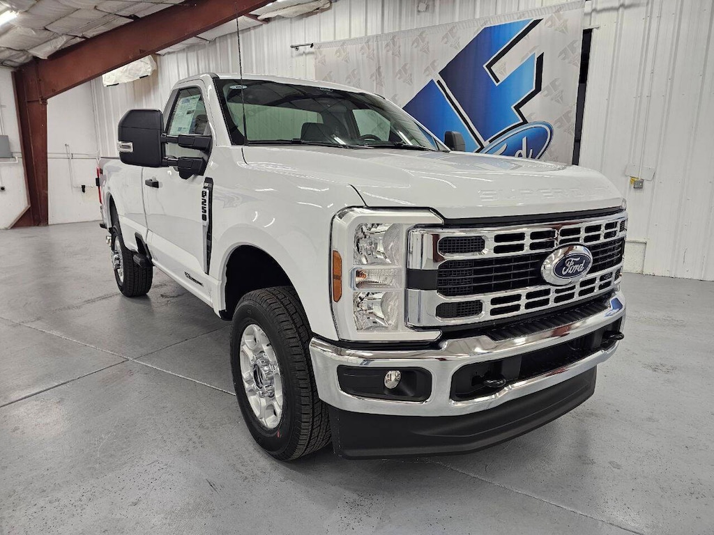New 2026 Ford F-250 Super Duty XLT 4x4 2dr Regular Cab 8 ft. LB Pickup Pickup Truck