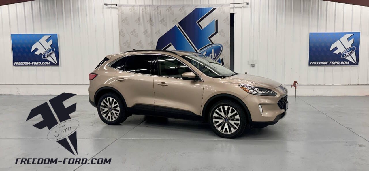 Used 2020 Ford Escape Titanium with VIN 1FMCU9J97LUB09129 for sale in Gunnison, UT