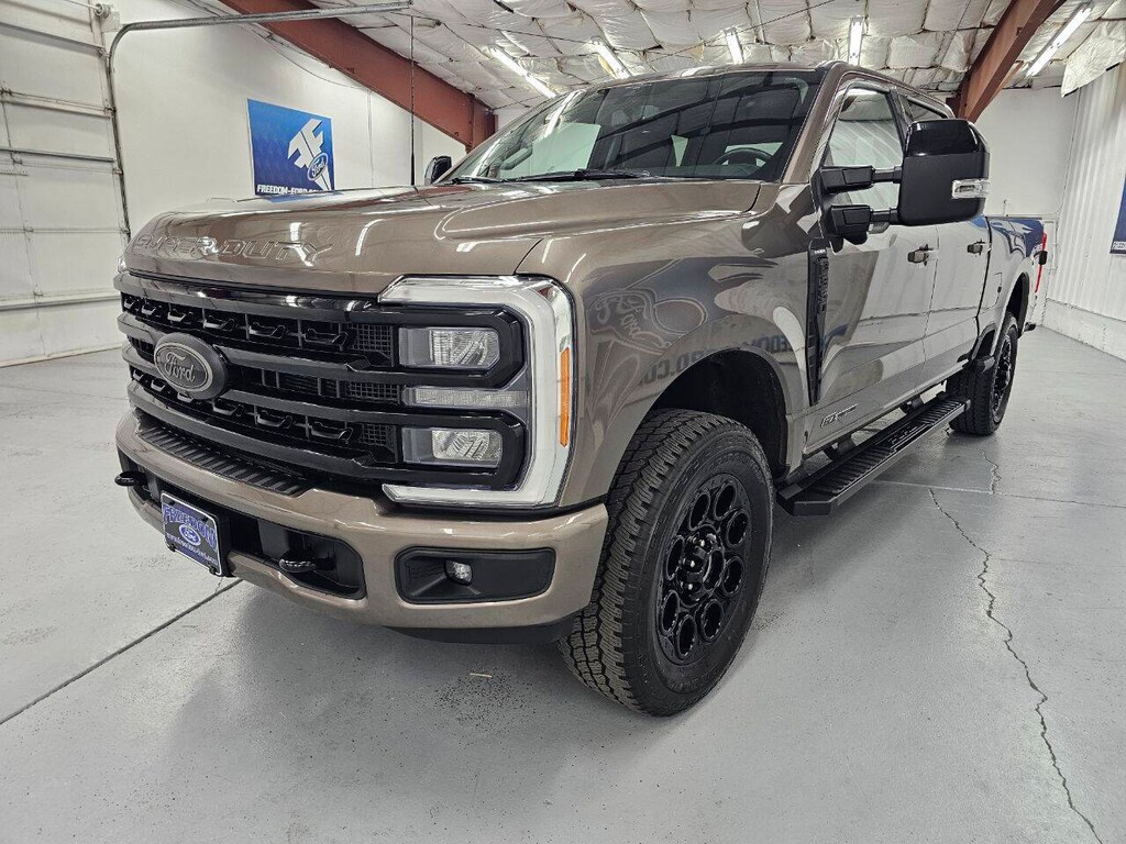 Used 2023 Ford F-350 Super Duty Lariat 4x4 4dr Crew Cab 6.8 ft. SB SRW Pickup Pickup Truck