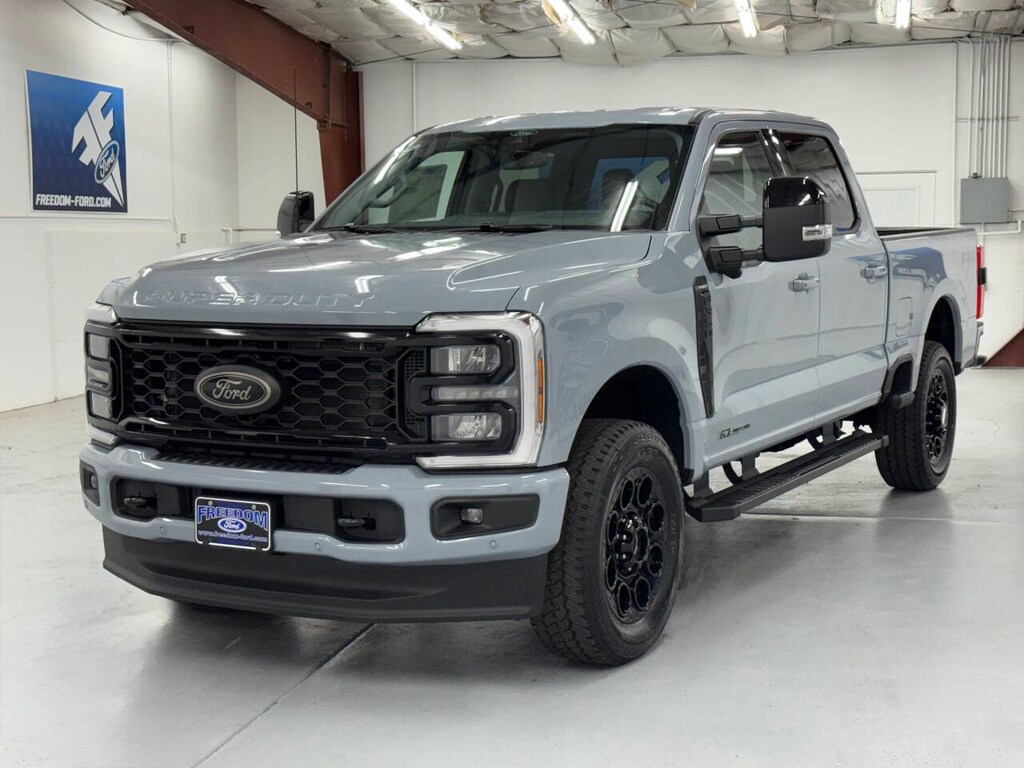 New 2026 Ford F-350 Super Duty Lariat 4x4 4dr Crew Cab 6.8 ft. SB SRW Pickup Pickup Truck