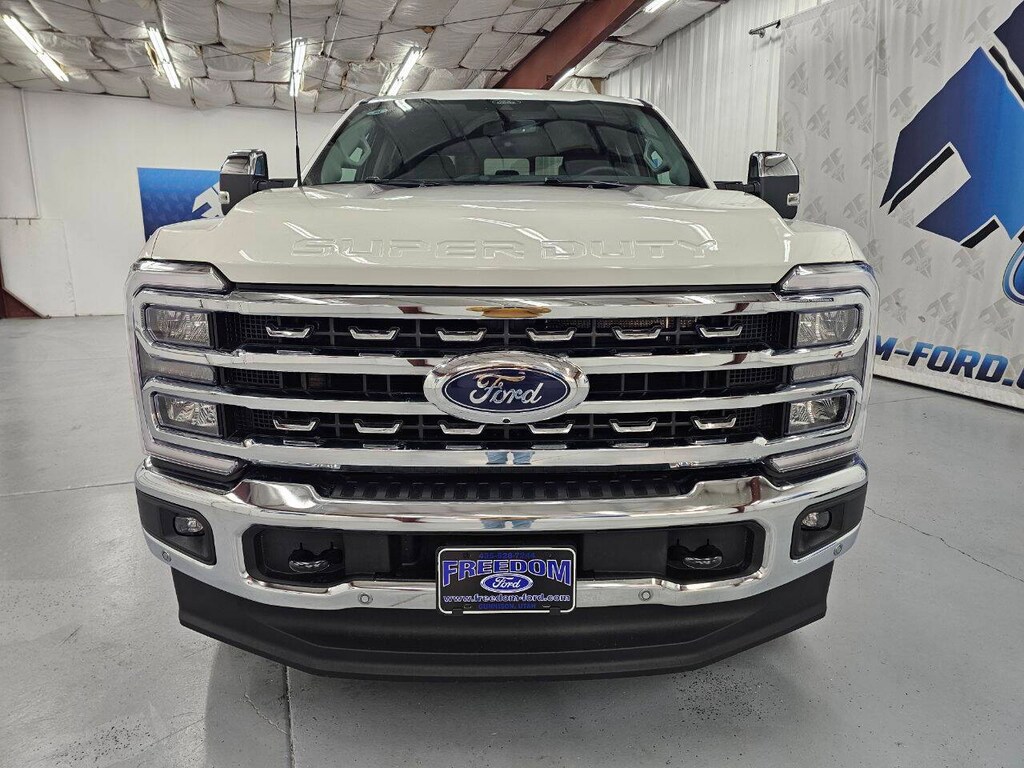 New 2026 Ford F-350 Super Duty Lariat 4x4 4dr Crew Cab 6.8 ft. SB SRW Pickup Pickup Truck