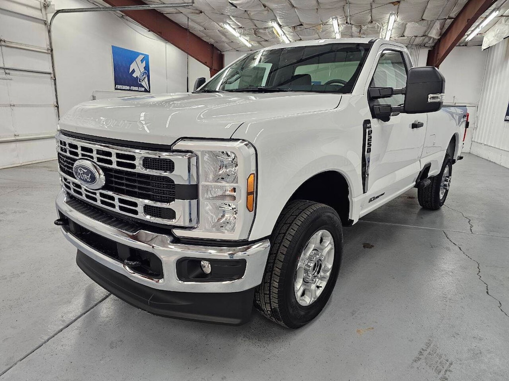 New 2026 Ford F-250 Super Duty XLT 4x4 2dr Regular Cab 8 ft. LB Pickup Pickup Truck