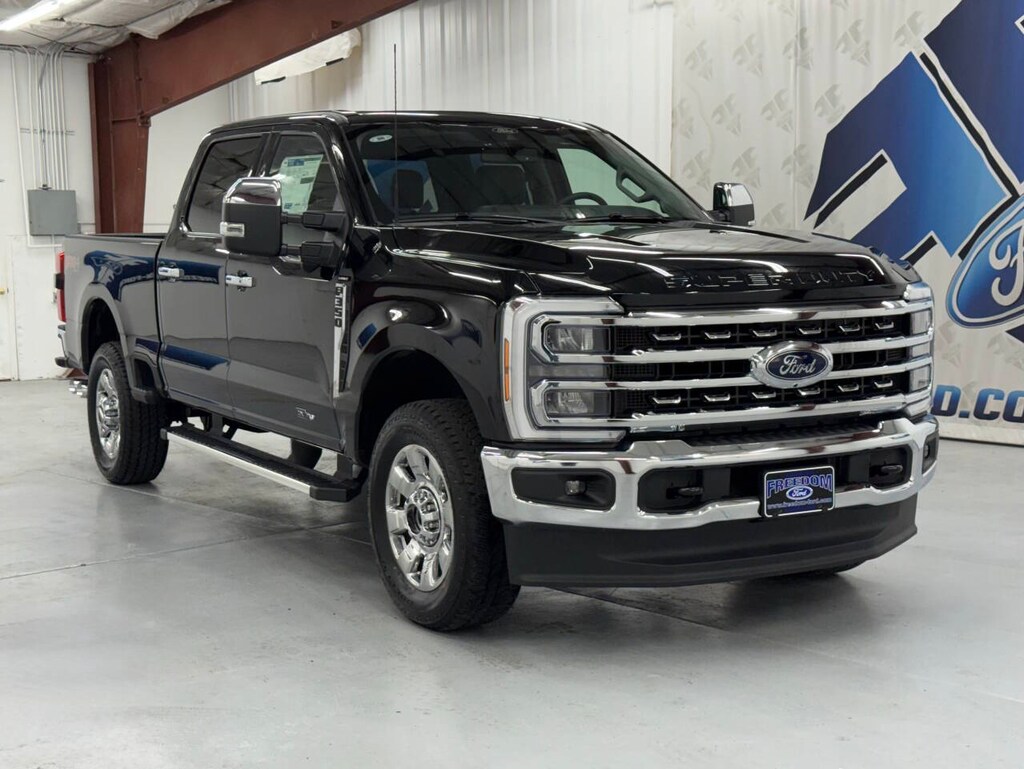 New 2026 Ford F-350 Super Duty Lariat 4x4 4dr Crew Cab 6.8 ft. SB SRW Pickup Pickup Truck