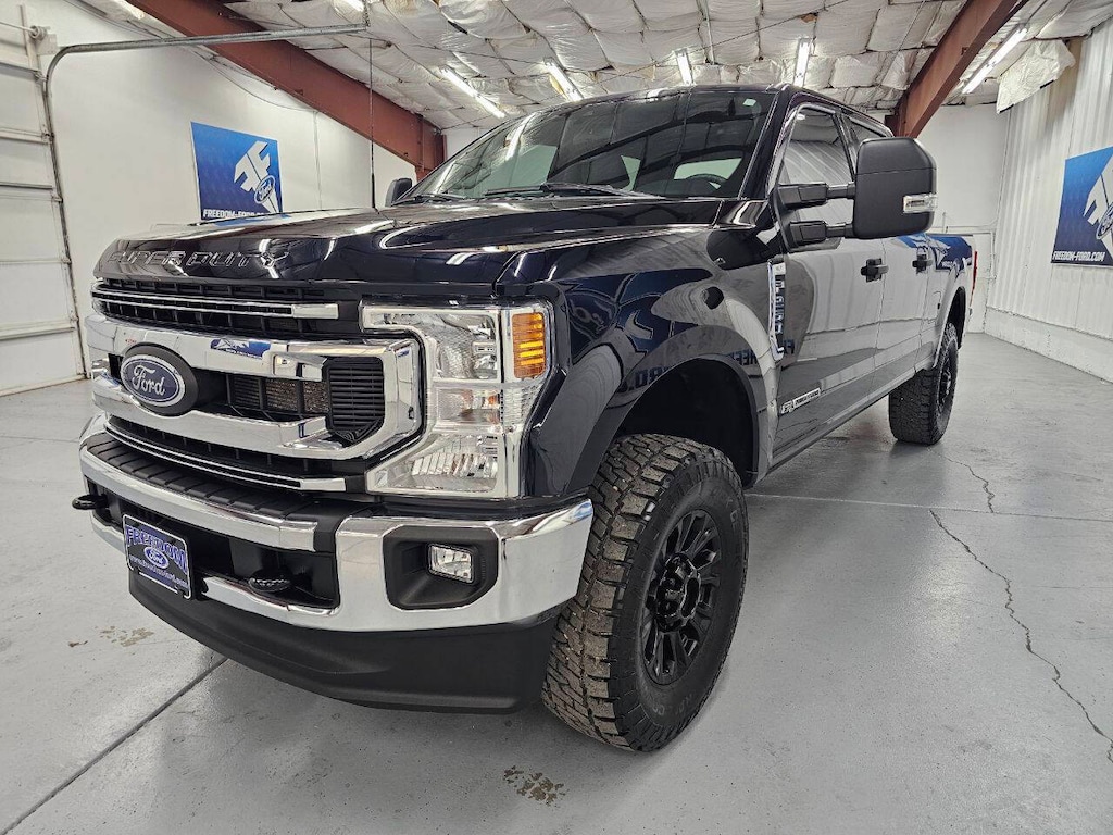 Used 2022 Ford F-250 Super Duty XLT 4x4 4dr Crew Cab 6.8 ft. SB Pickup Pickup Truck