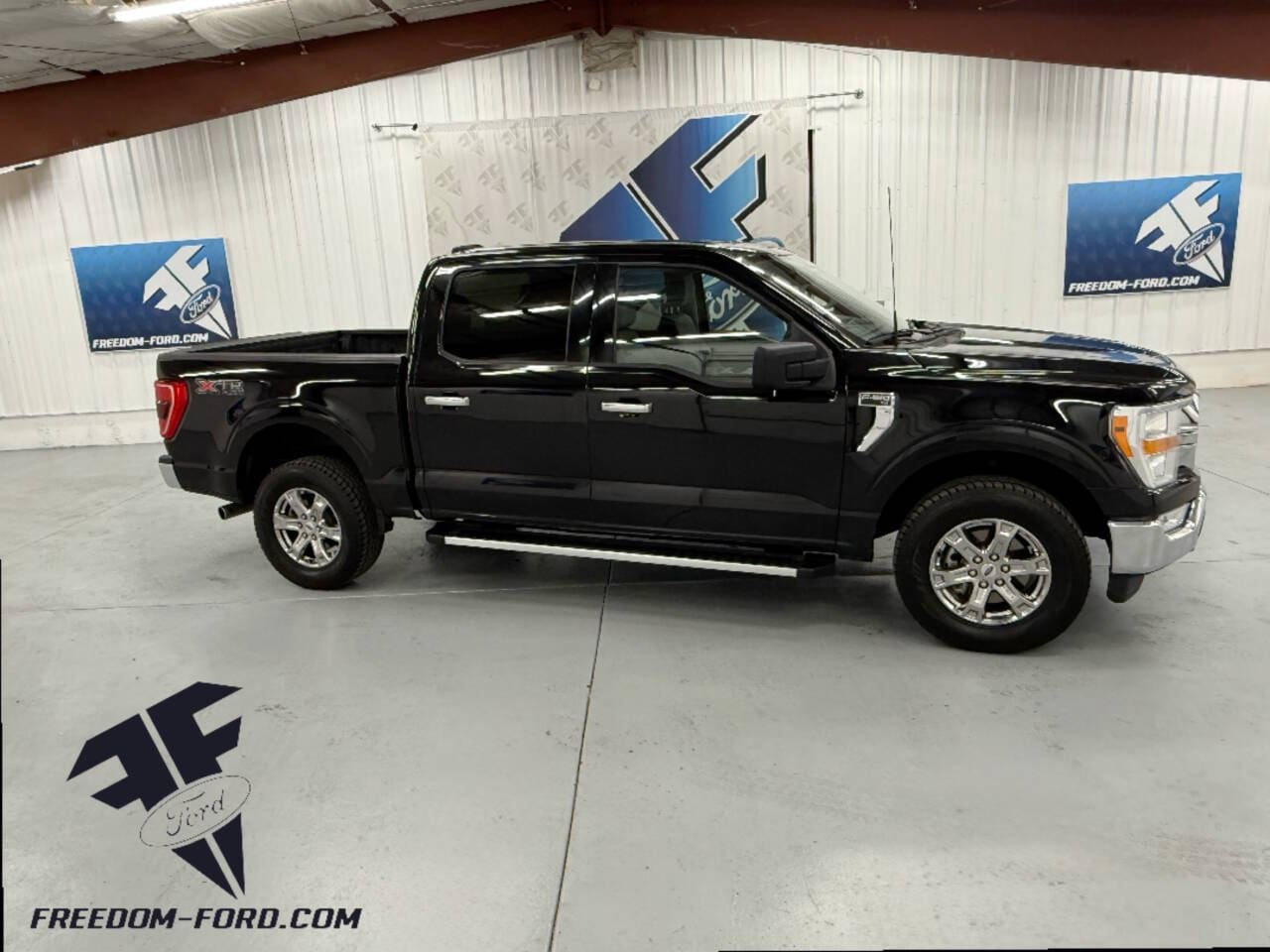 2023 Ford F-150 XLT's photo