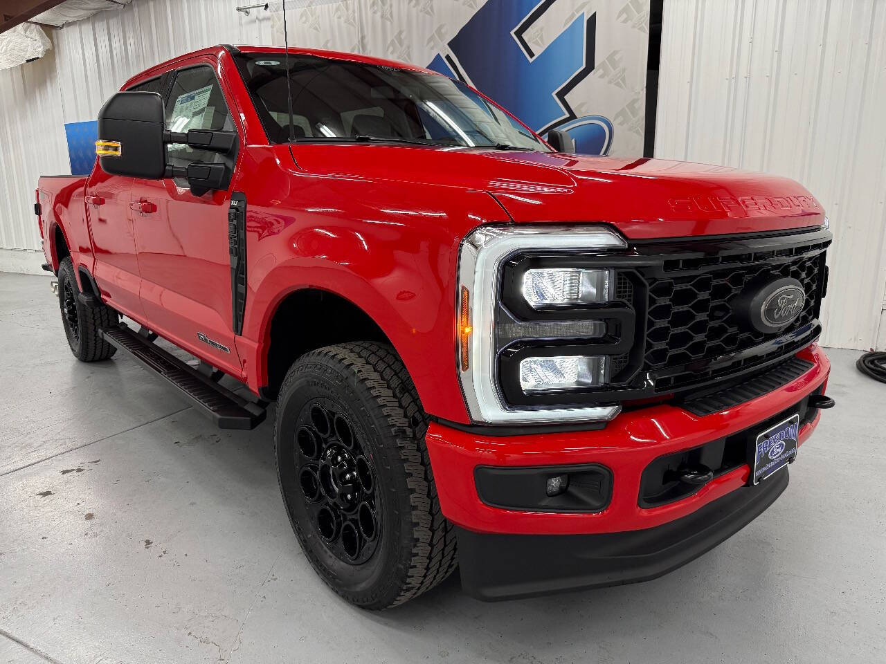 2026 Ford F-350 XLT photo 2