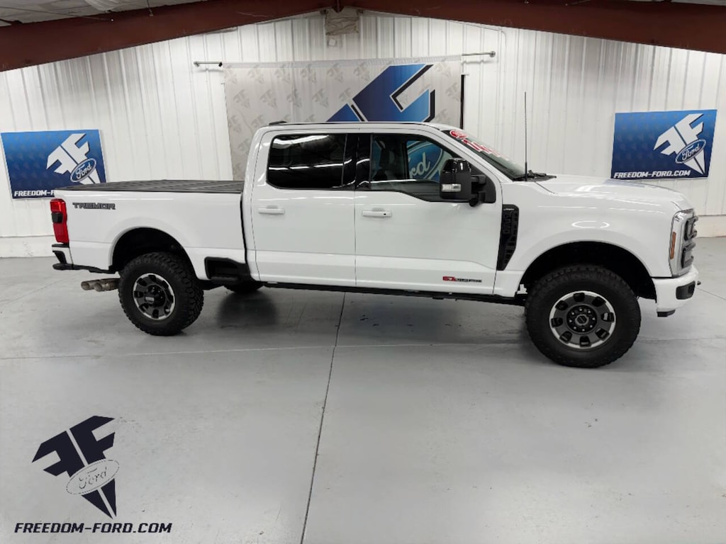Used 2024 Ford F-350 Super Duty Lariat 4x4 4dr Crew Cab 6.8 ft. SB SRW Pickup Pickup Truck