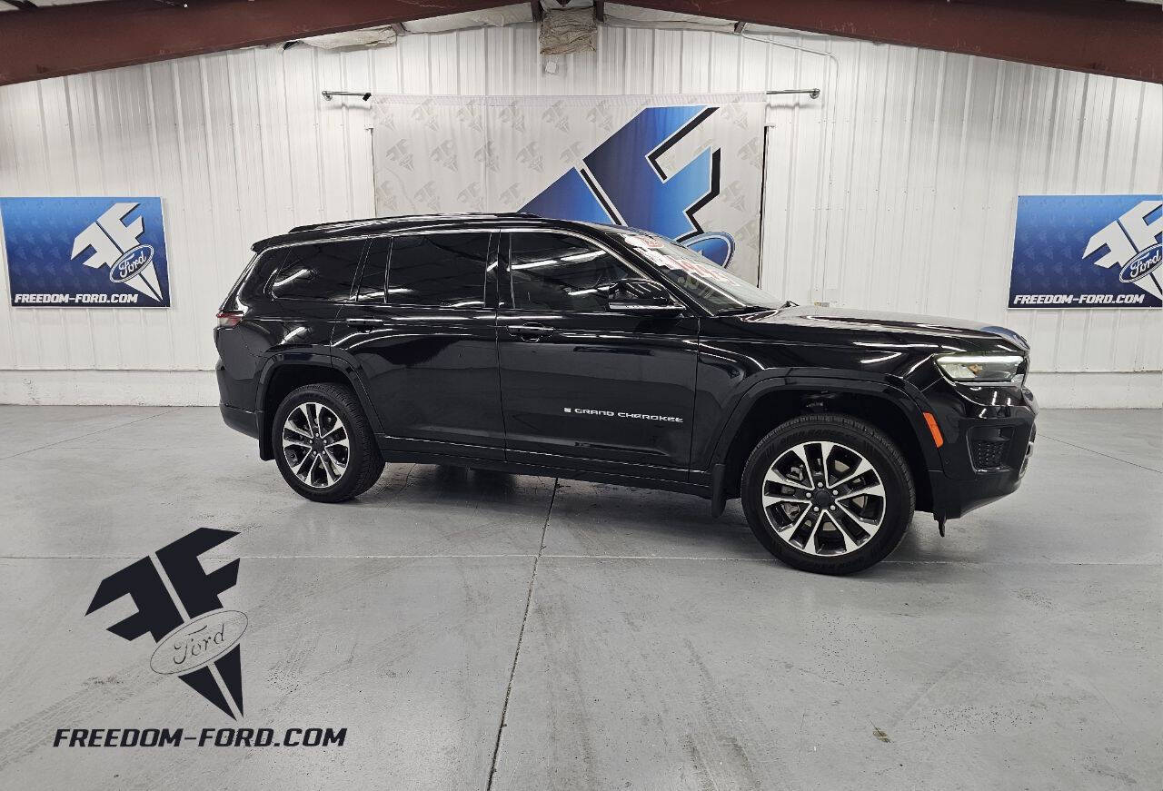 2022 Jeep Grand Cherokee L Overland 4x4's photo
