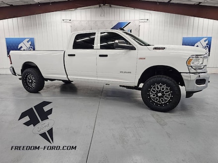 2022 Ram 3500 Tradesman 4x4 4dr Crew Cab 8 ft. LB SRW Pickup Pickup Truck
