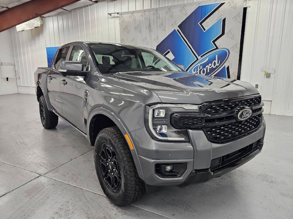 New 2025 Ford Ranger Lariat 4x4 4dr Supercrew 5.0 ft. SB Pickup Truck