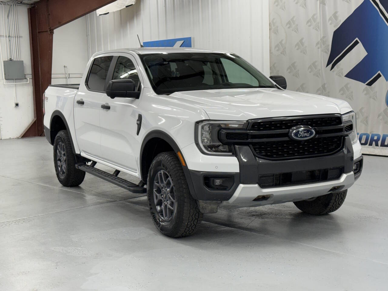 2025 Ford Ranger XLT photo 2