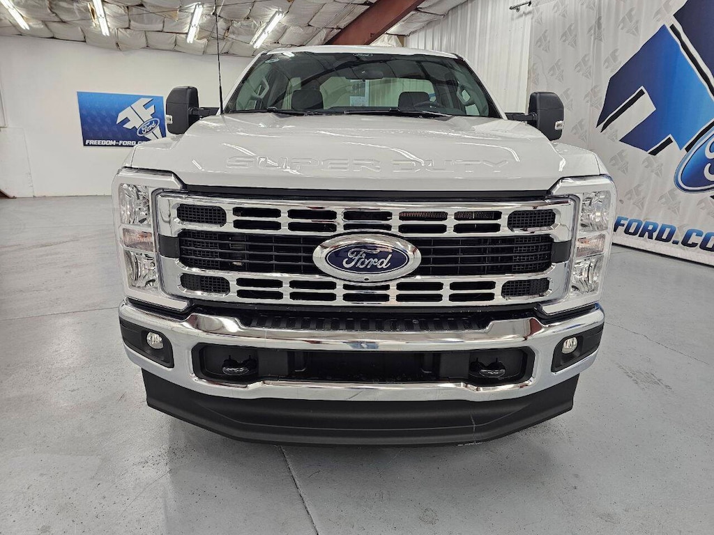 New 2026 Ford F-250 Super Duty XLT 4x4 2dr Regular Cab 8 ft. LB Pickup Pickup Truck