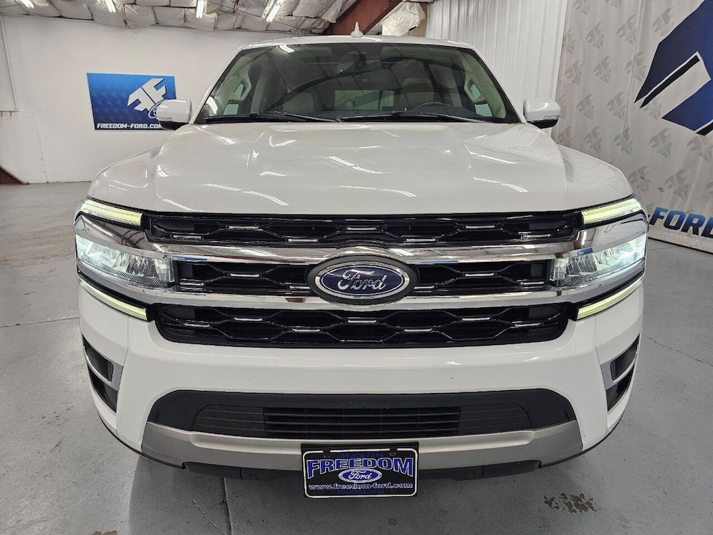 Used 2024 Ford Expedition MAX Limited 4x4 4dr SUV SUV