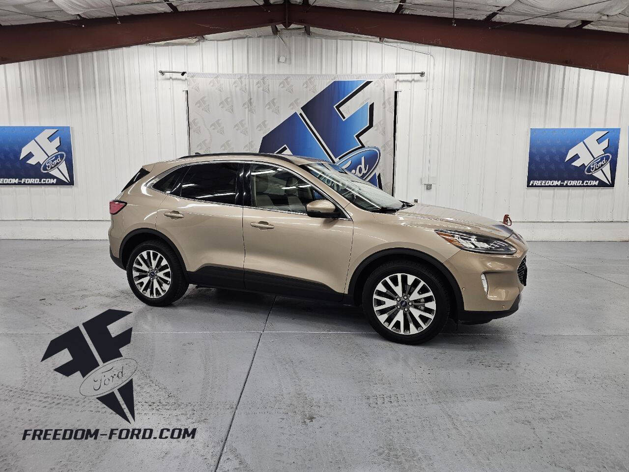 Used 2020 Ford Escape Titanium with VIN 1FMCU9J94LUB16247 for sale in Gunnison, UT