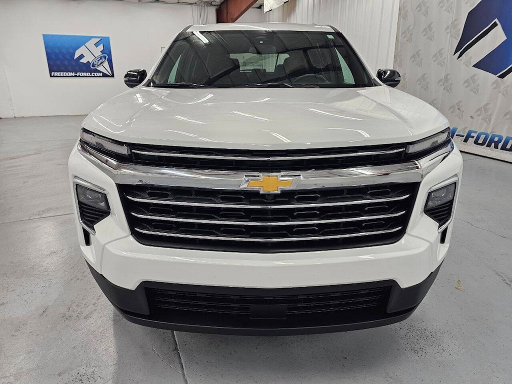 Used 2025 Chevrolet Traverse LT 4x4 4dr SUV SUV