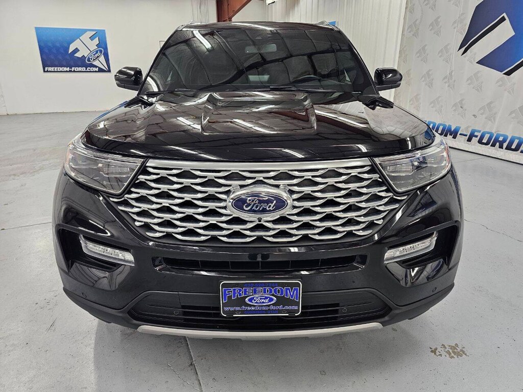 Used 2023 Ford Explorer Platinum AWD 4dr SUV SUV