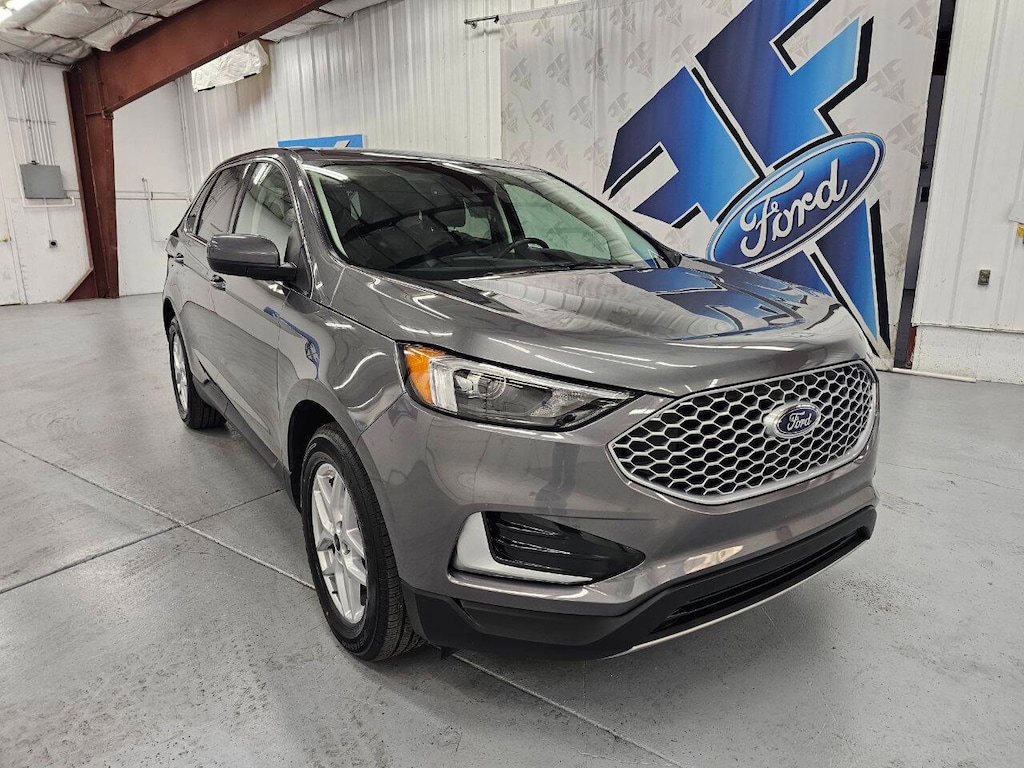 Used 2024 Ford Edge SEL AWD 4dr SUV SUV