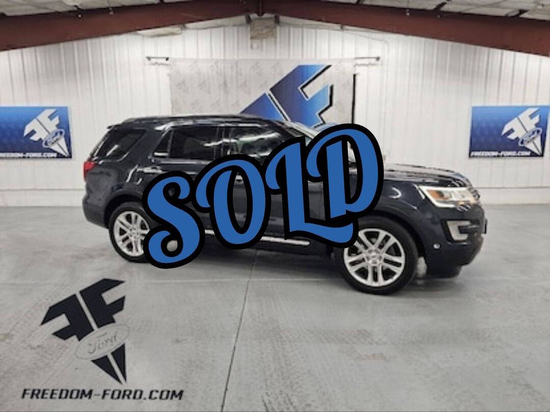 2017 Ford Explorer Limited's photo