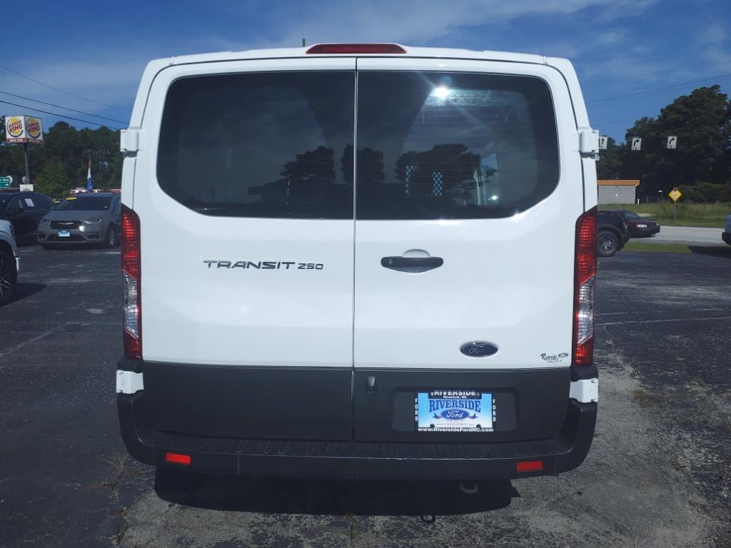 Used 2022 Ford Transit Van Base with VIN 1FTBR1Y86NKA51884 for sale in Havelock, NC