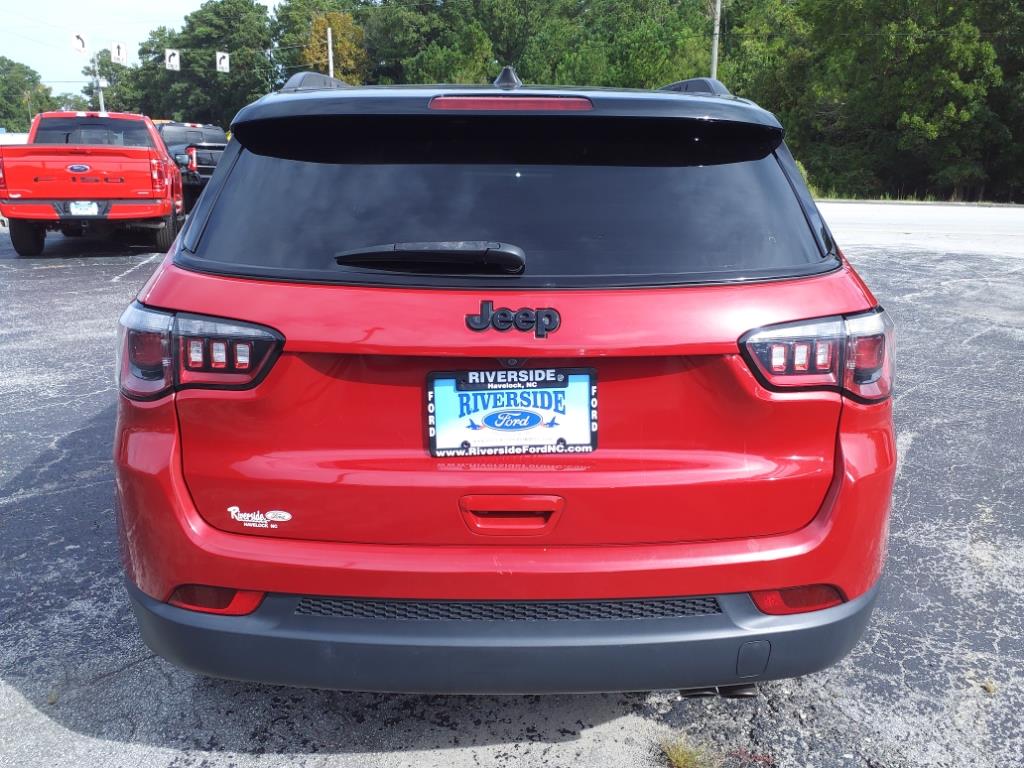 Used 2019 Jeep Compass Altitude with VIN 3C4NJCBBXKT667621 for sale in Havelock, NC