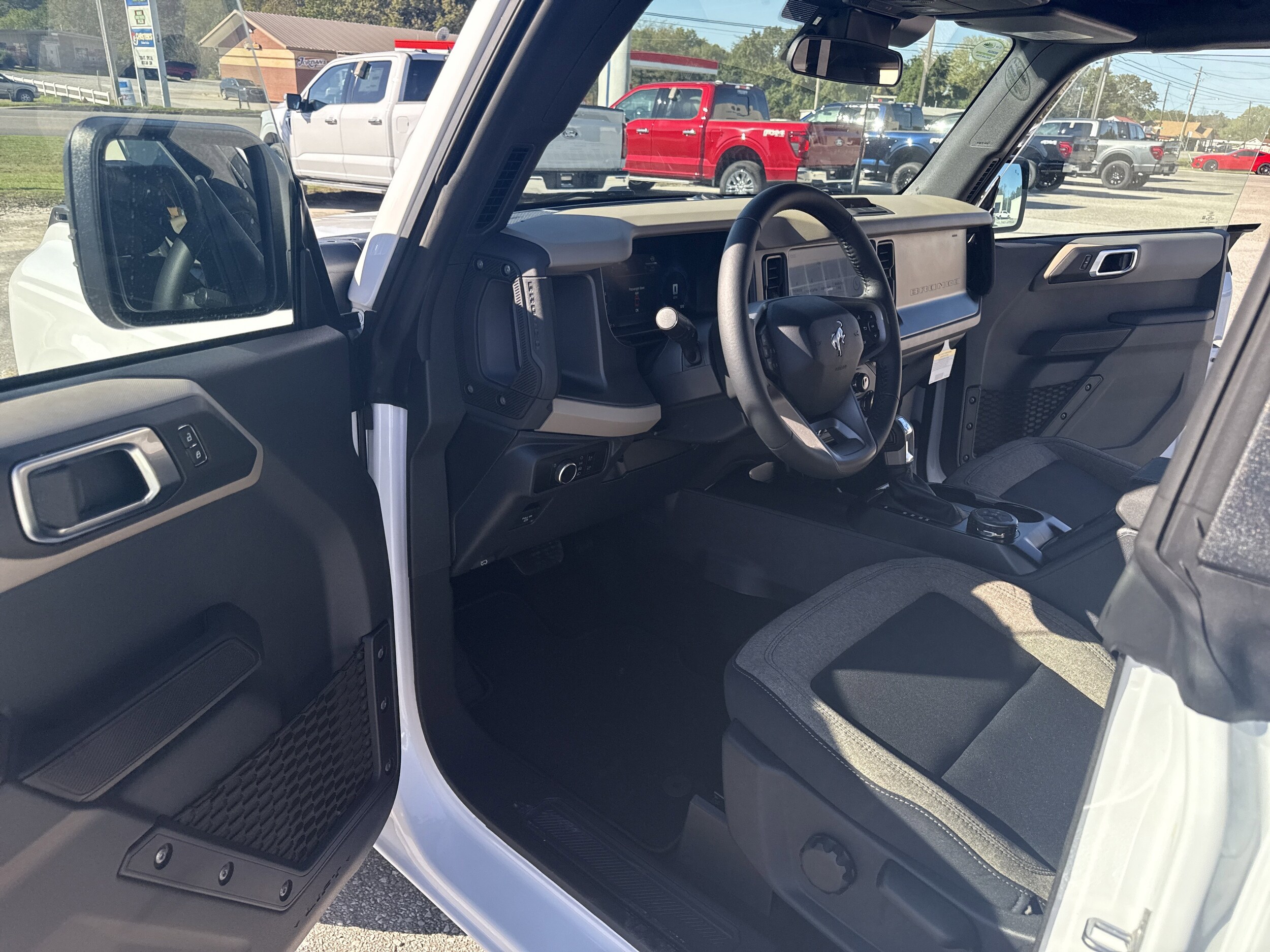 2025 Ford Bronco 4-Door Big Bend - Photo 10