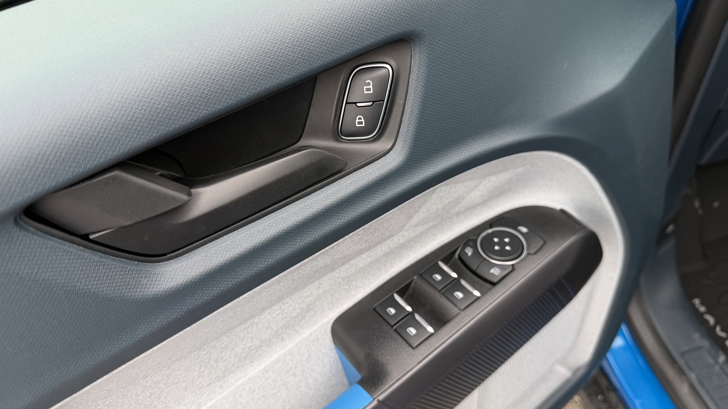 2026 Ford Maverick XLT - Photo 15