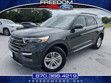 2023 Ford Explorer XLT SUV