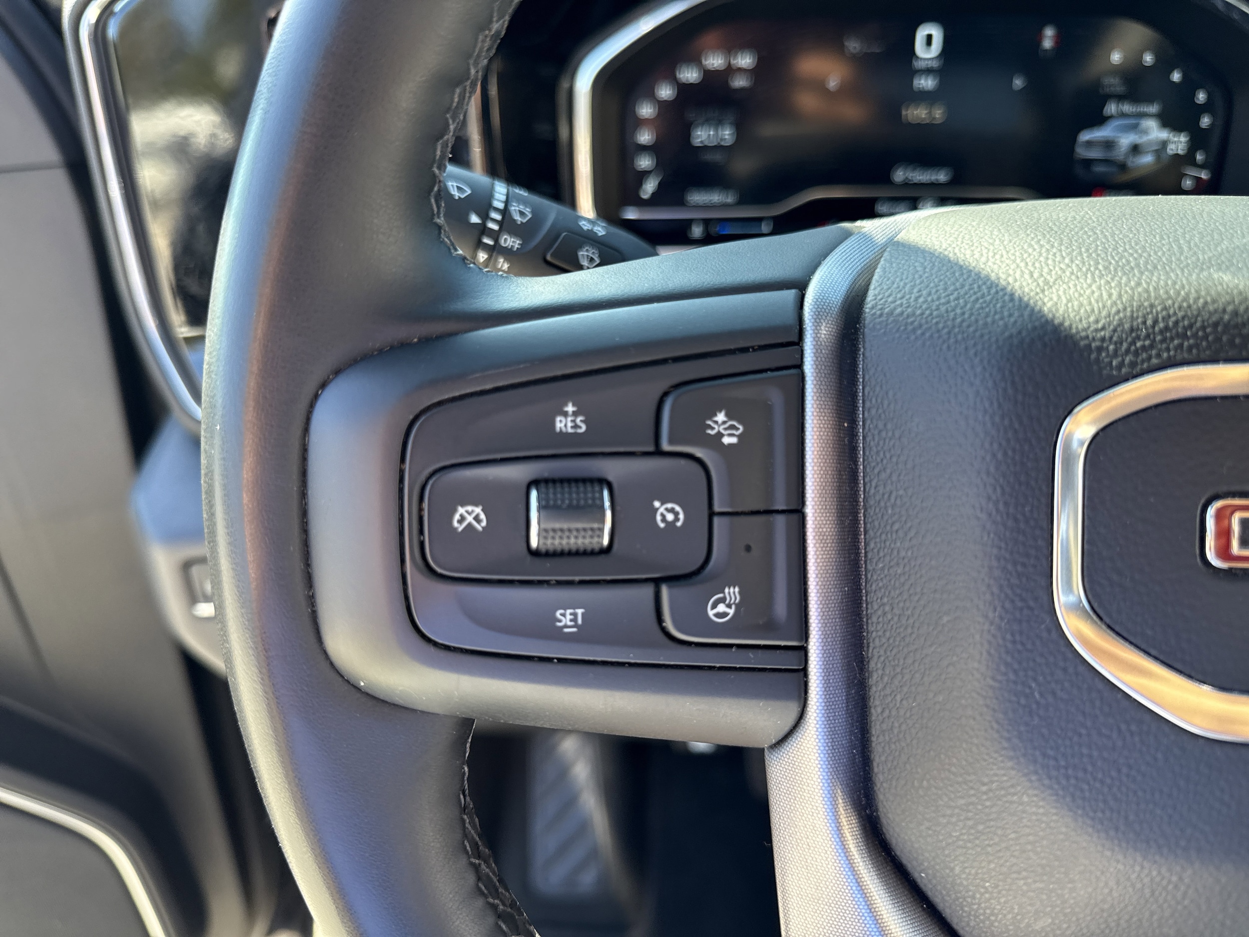 2025 GMC Sierra 1500 SLT - Photo 21