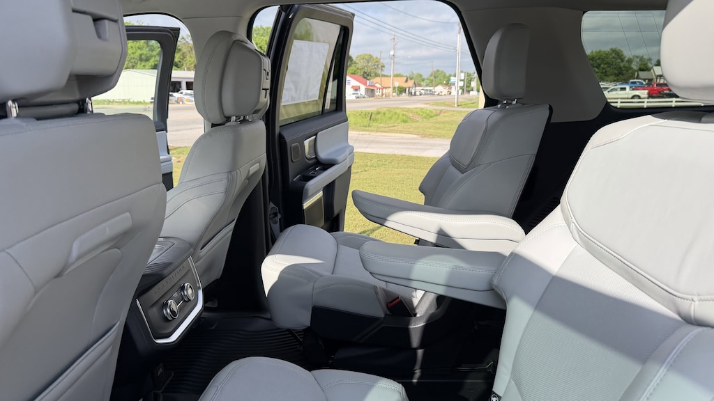 New 2026 Ford Expedition Platinum® SUV