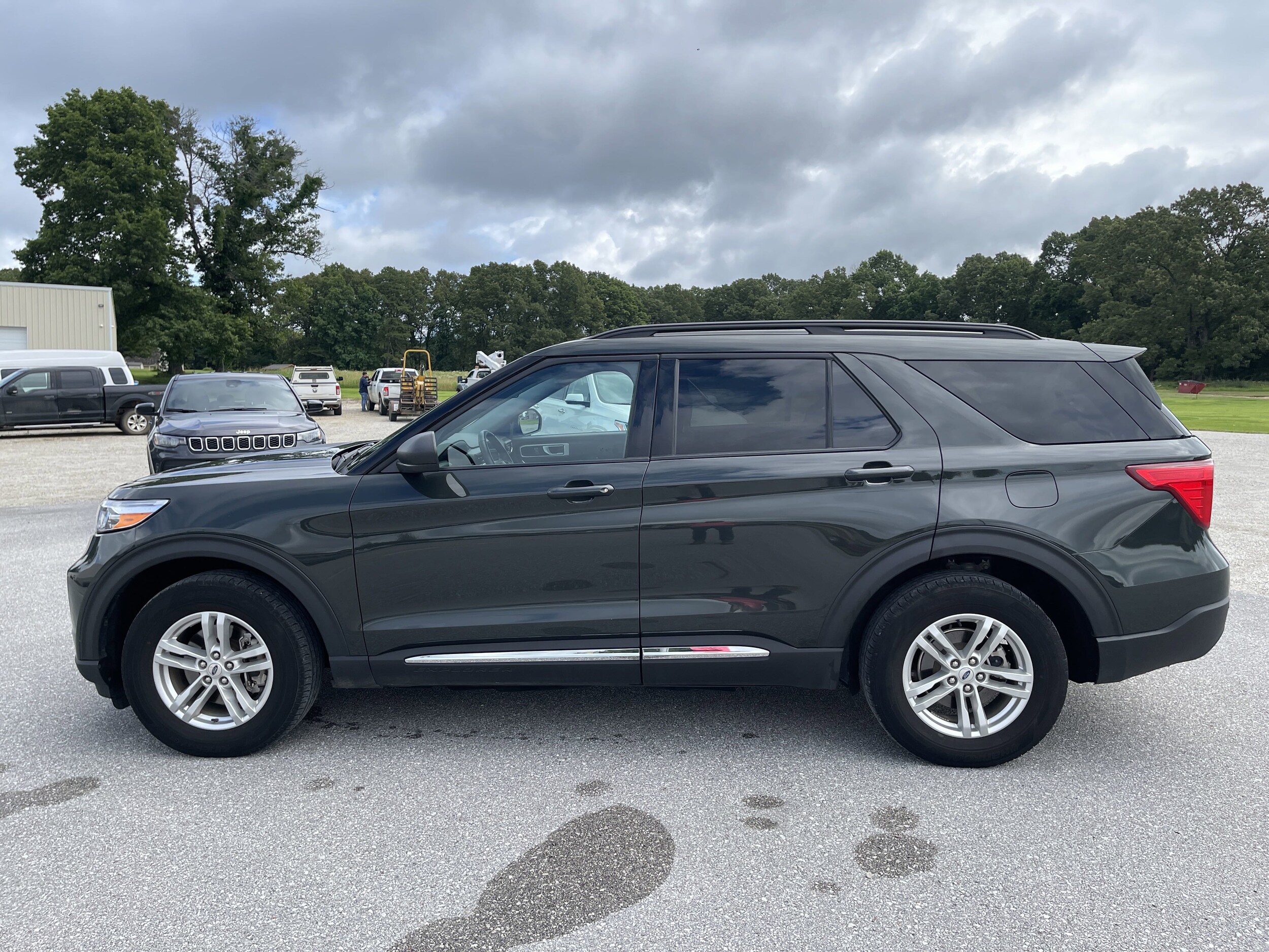 2023 Ford Explorer XLT photo 4