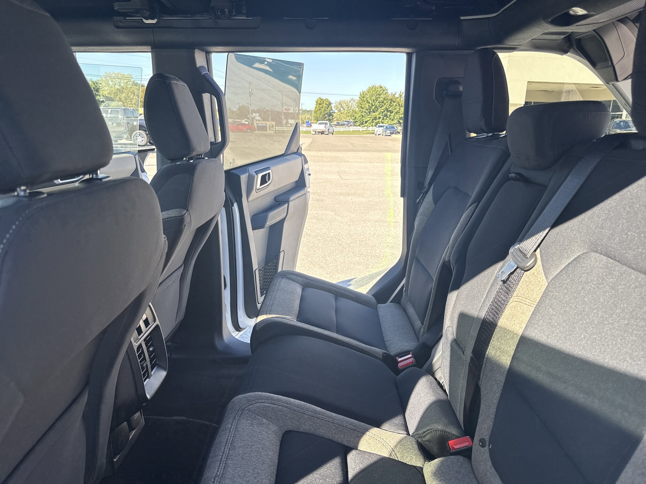 2025 Ford Bronco 4-Door Big Bend - Photo 28