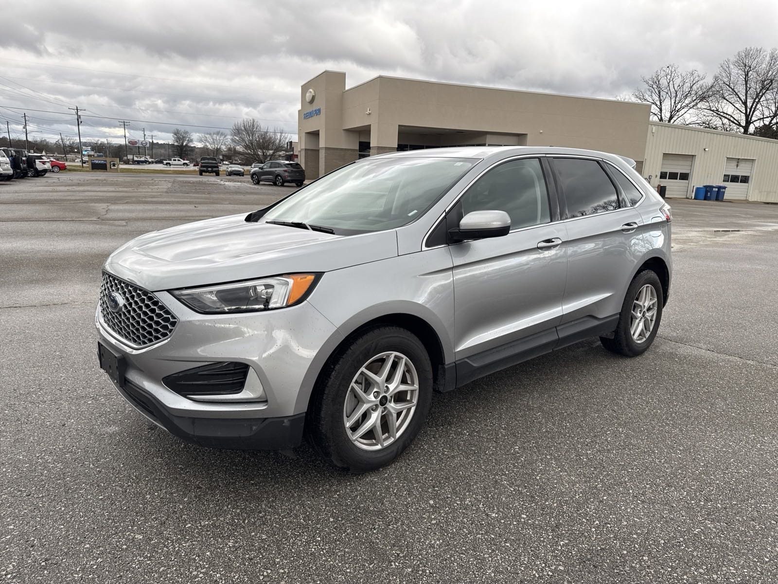 Used 2023 Ford Edge SEL with VIN 2FMPK4J90PBA02073 for sale in Melbourne, AR