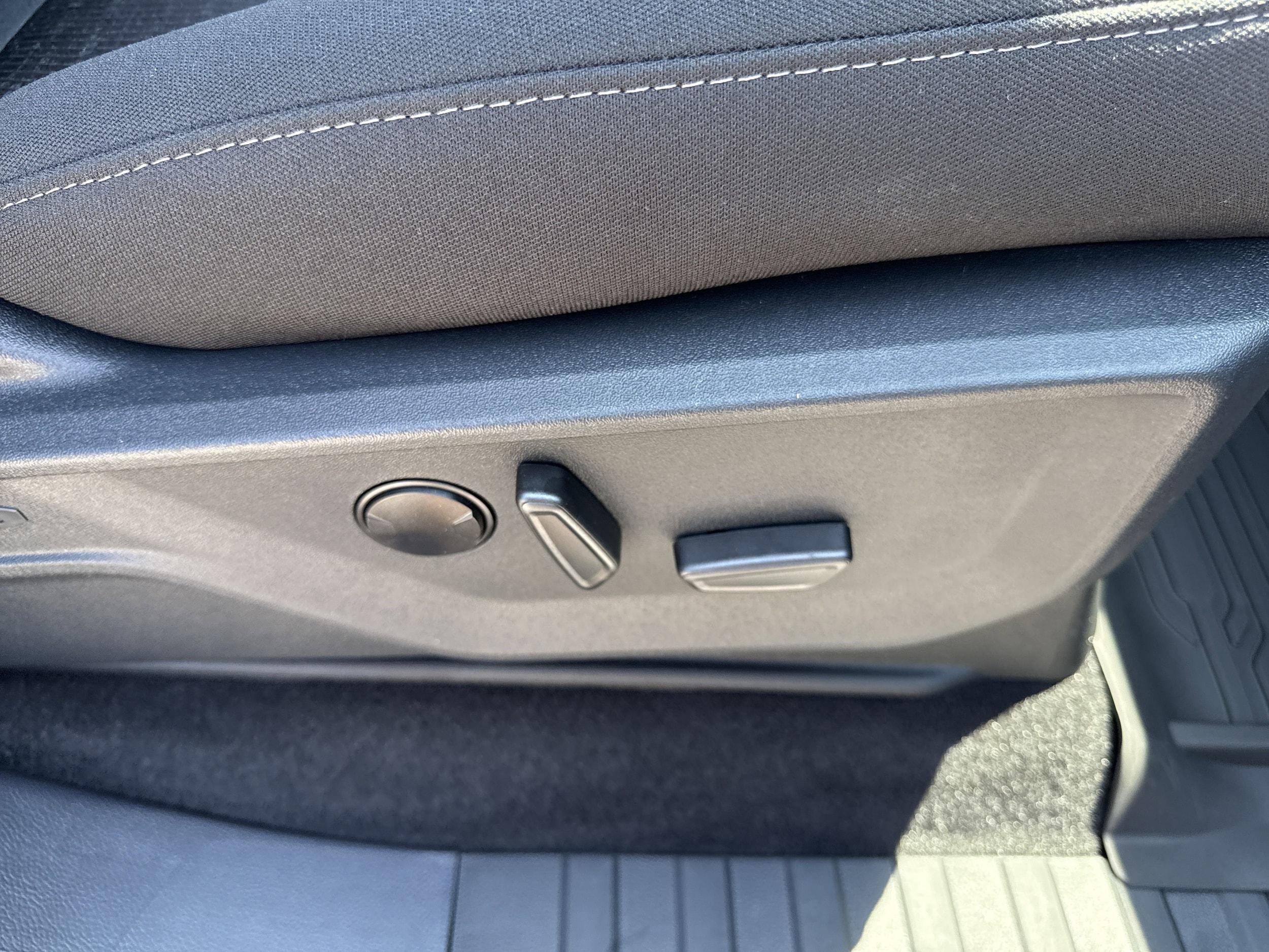 2025 Ford F-150 XLT - Photo 29