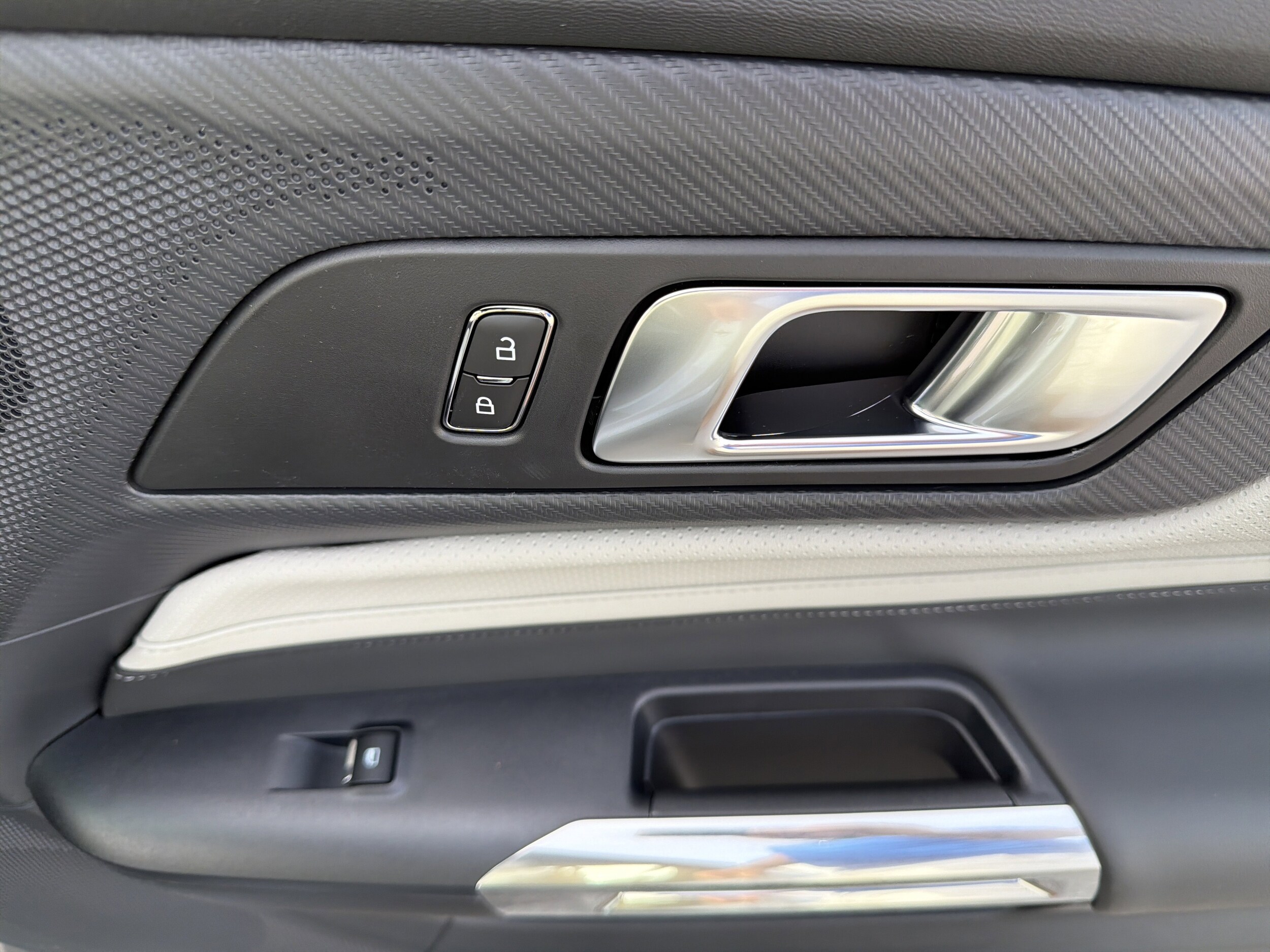 2026 Ford Mustang EcoBoost Premium Fastback - Photo 25